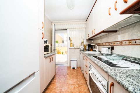 Villa a La Marina, Alicante, La Marina - € 279.000 | Ref: W6180 - foto 18
